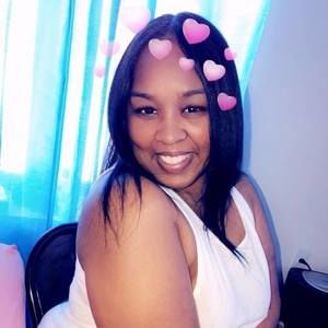 Meet your Posher, Charlotte